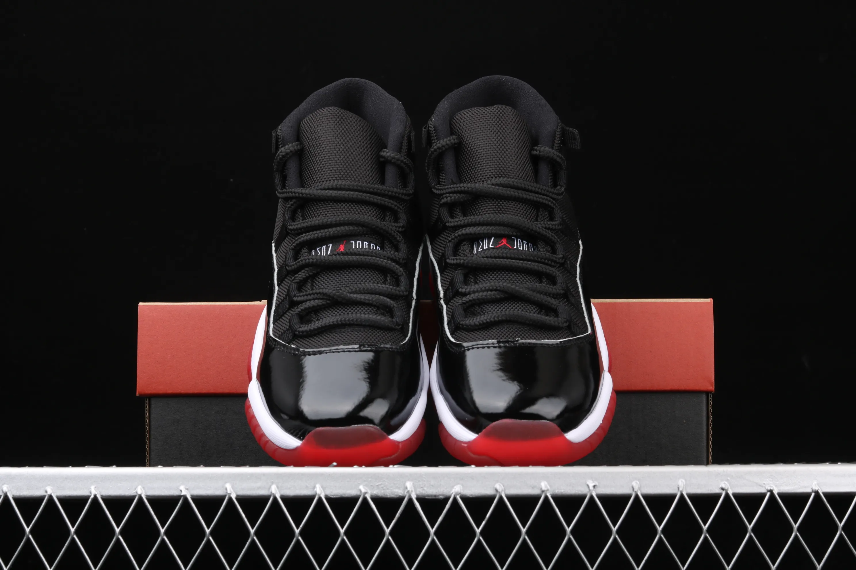All categories Air Jordan Jordan series basketball shoes Air Jordan 11 Air Jordan 11 "Bred" AJ11 Joe 11 patent leather black and red first year 2019 classic replica high-top women's basketball shoes 378038-061
